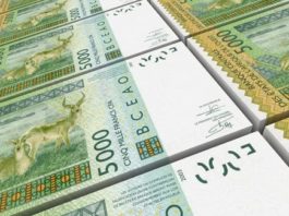 La France valide la fin du franc CFA