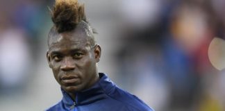 Mario Balotelli défie les joueurs Africains