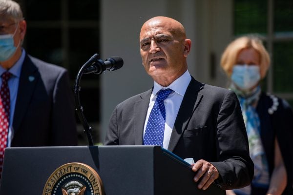 Trump choisit un scientifique marocain