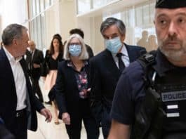 Emplois fictifs François Fillon condamné à cinq ans de prison