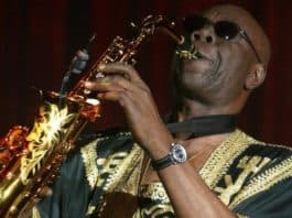 Comment Manu Dibango a été infecté par le Covid-19