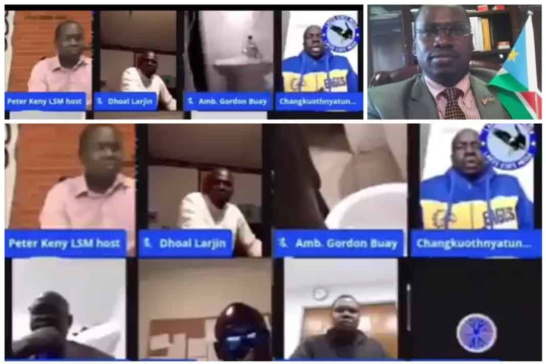 Gordon Buay urinant pendant une réunion Zoom