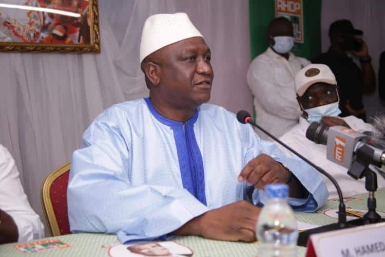 Hamed Bakayoko supplie Ouattara d’être candidat en 2020