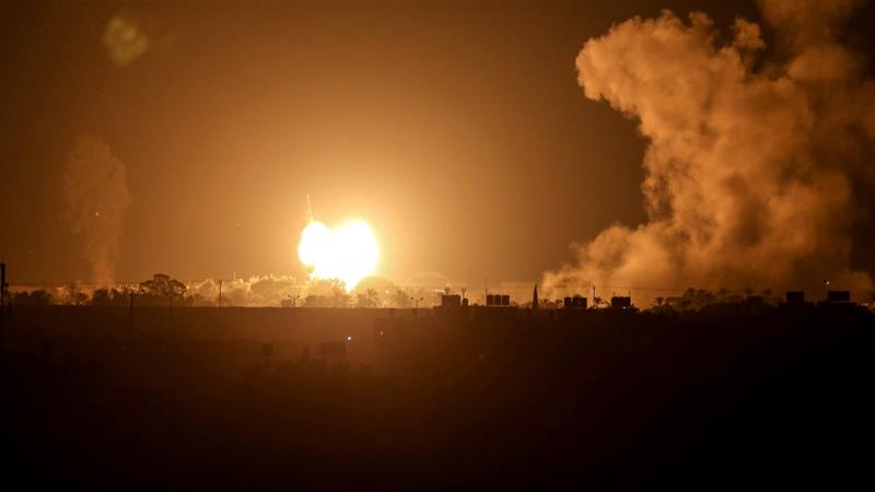 Israël bombarde Gaza