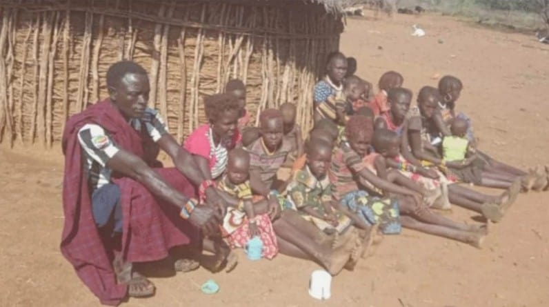 un homme avec 19 enfants