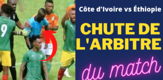 chute de l'arbitre du match sur le terrain